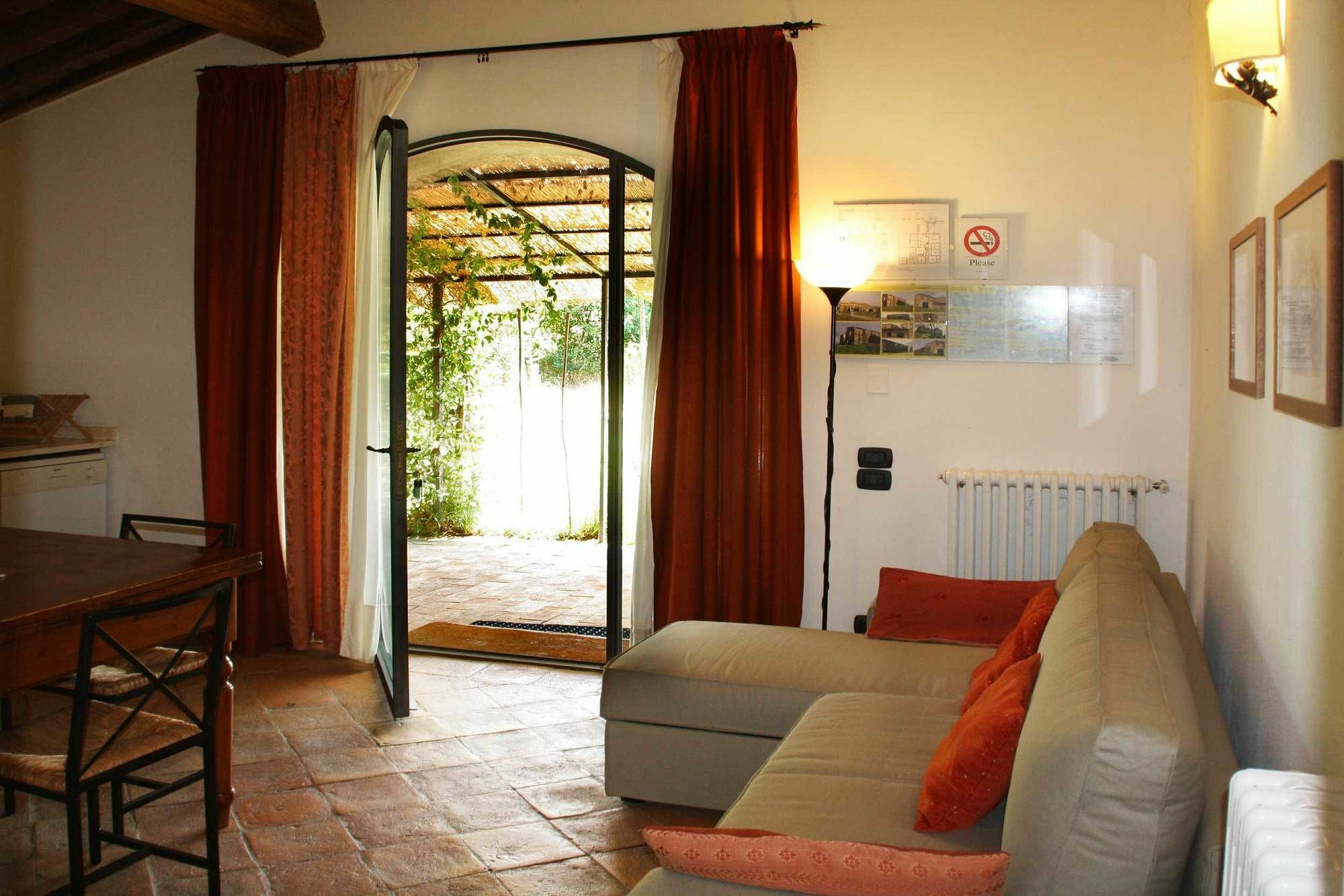 Casale Refoli Guest House Casole dʼElsa Eksteriør bilde